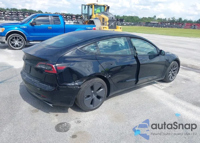 5YJ3E1EAXPF436159: 42734600