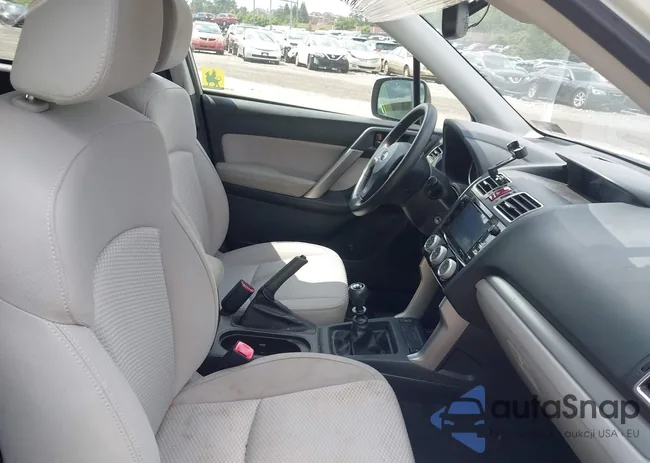 JF2SJADC7GG541680: 42733827