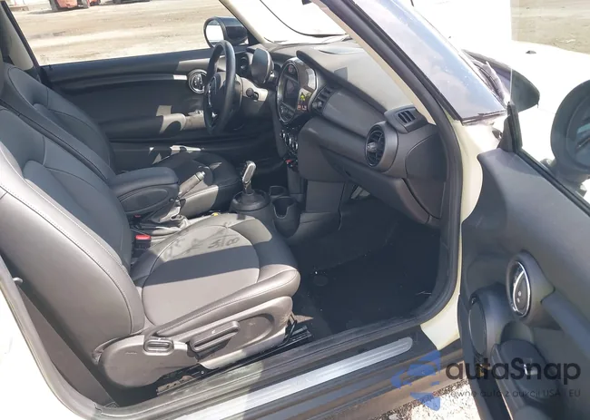 WMWXR3C06M2P11050: 42733975