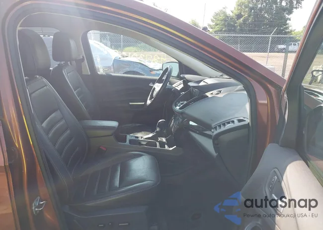 1FMCU9J96HUE04925: 42735157