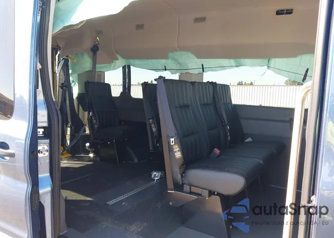 1FDAX2C83RKB45432: 42735390