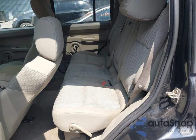 1J8HG48K56C324296: 42735532