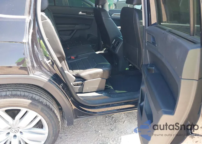 1V2NR2CA7JC503227: 42735061