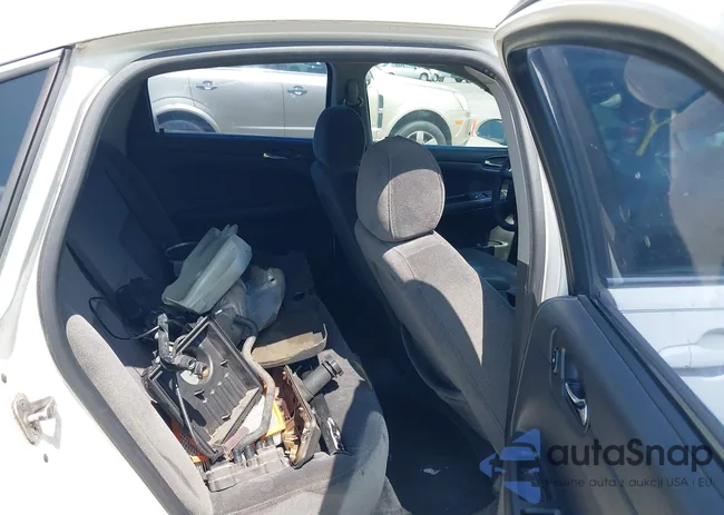 2G1WB55K181200390: 42735091