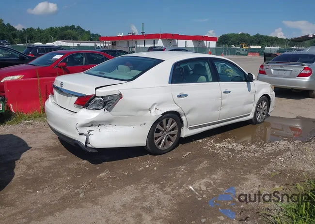 4T1BK3DB4BU406967: 42735118