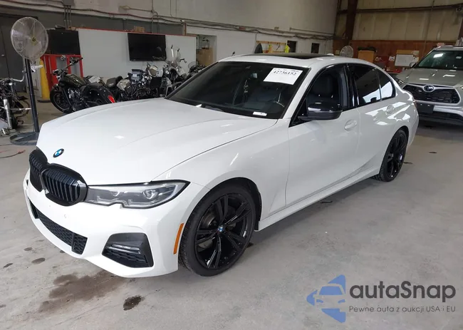 3MW5R7J04M8C18454: 42736152