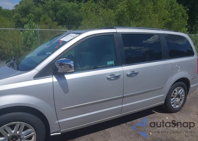 2A8HR64X59R633611: 42736252