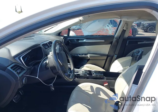 3FA6P0SU0GR115106: 42736663