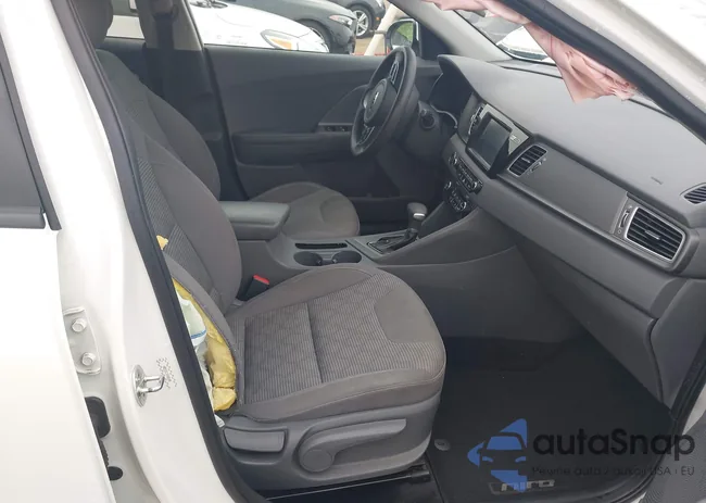 KNDCB3LC1H5085086: 42736690