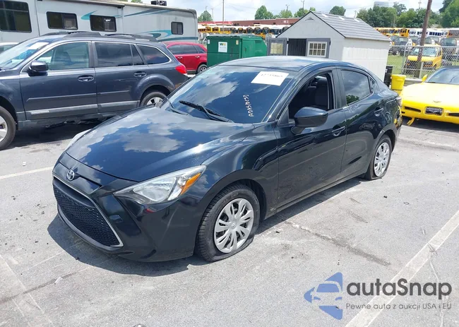 3MYDLBYV7KY528360: 42735865