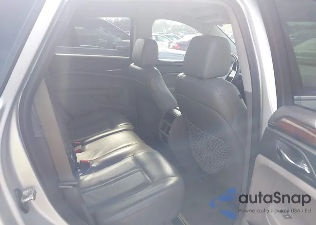 3GYFNAEY8BS630306: 42736064