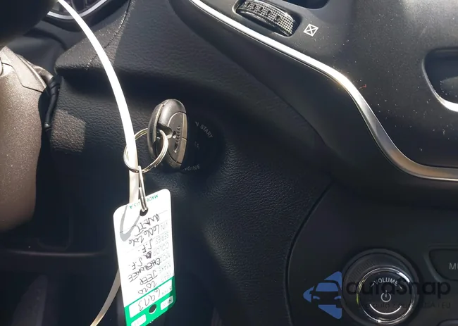 1C4PJLCB3LD606206: 42736089