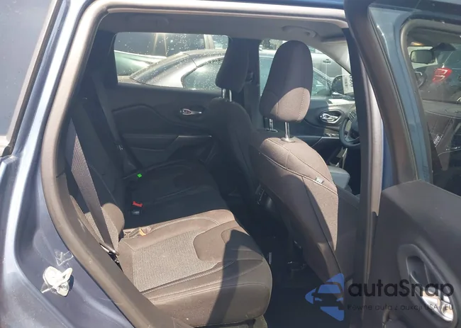 1C4PJLCB3LD606206: 42736089