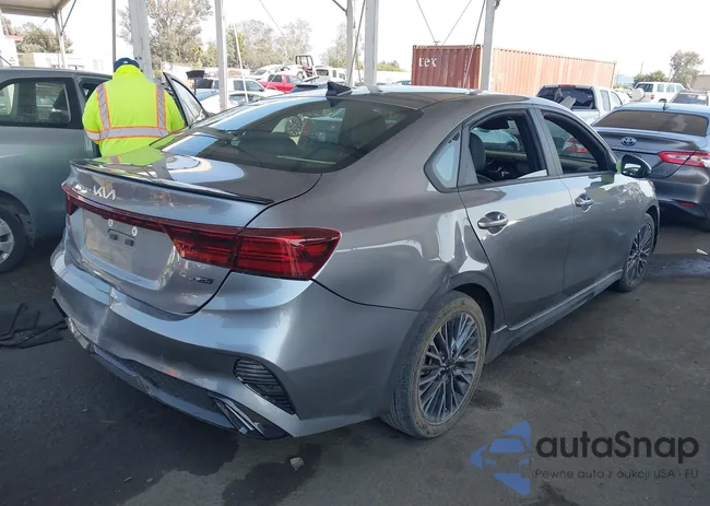 3KPF54AD7PE622679: 42737328