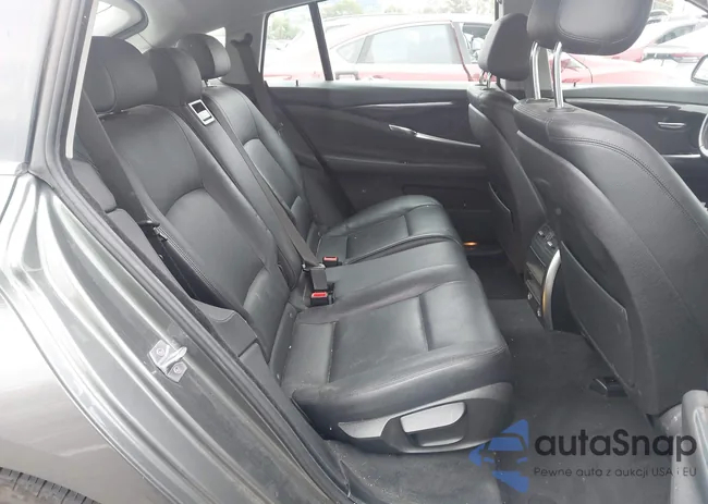 WBA5M2C5XFD872228: 42737501