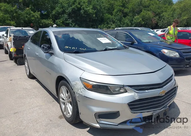 1G1ZD5ST0JF143540: 42737601