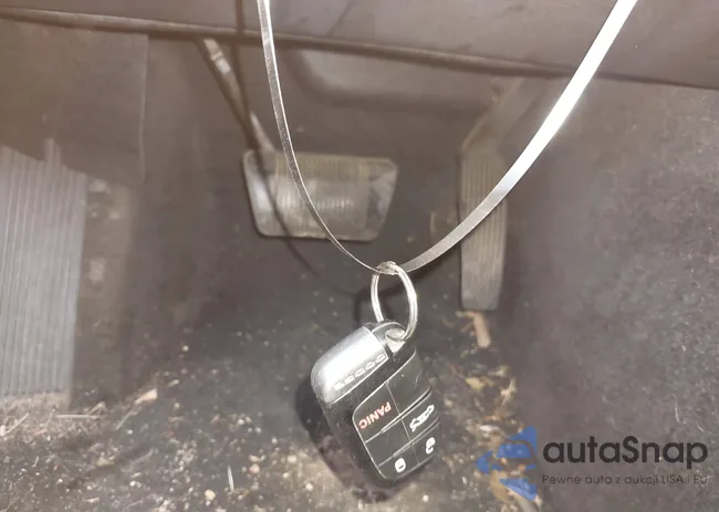 2C3CDXBG8DH720320: 42736869