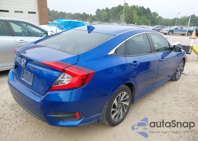 2HGFC2F8XJH552713: 42736886