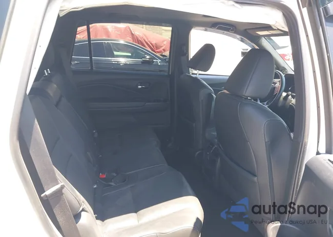 5FNYF8H56LB008688: 42736901