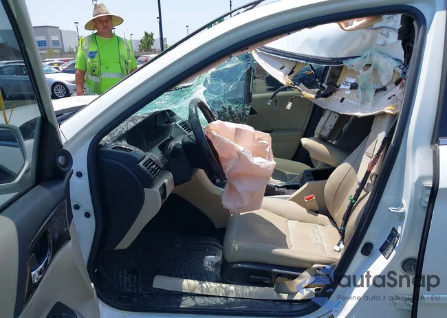 JHMCR6F70HC003743: 42736938