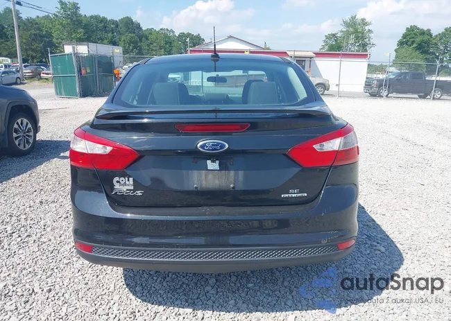 1FADP3F25EL398194: 42738154