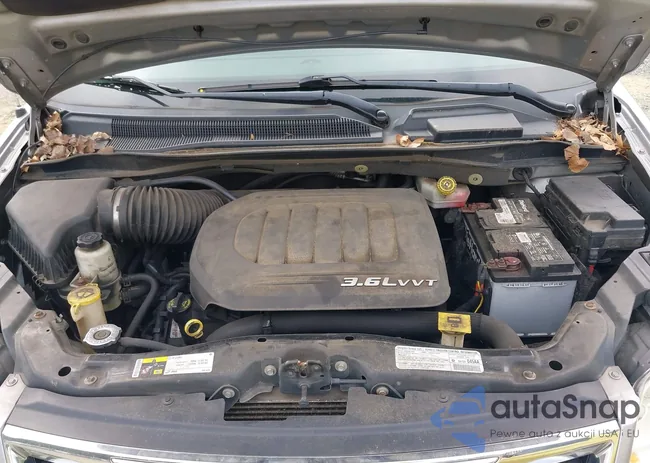 2C4RC1BG1DR674913: 42738656