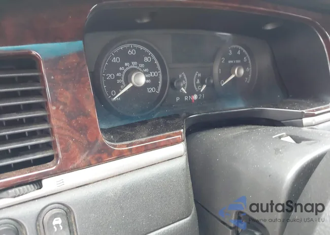 2LNHM82V89X619390: 42737892