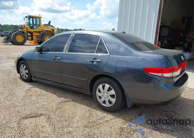 1HGCM66844A015538: 42737903