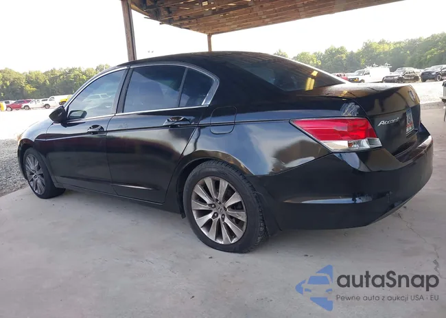 1HGCP26749A006532: 42737921