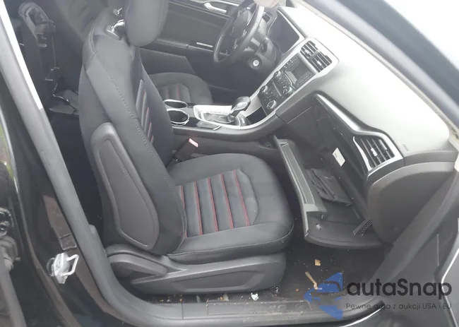 3FA6P0H76DR367441: 42737956