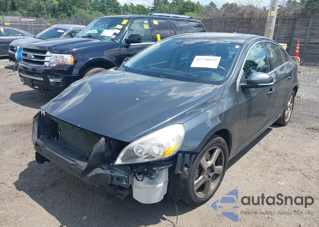 YV1612FS0D2210873: 42738019