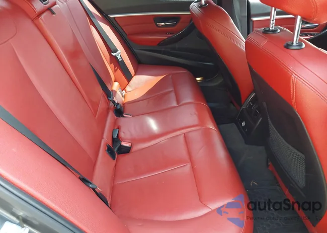 WBA8E3G54GNU01987: 42739232