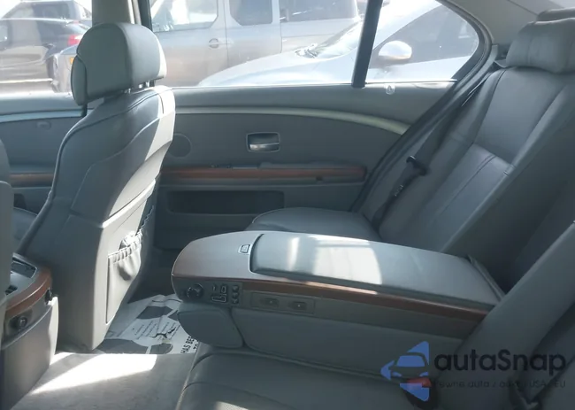 WBAGN63403DR09724: 42739491