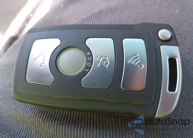 WBAGN63403DR09724: 42739491