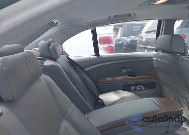 WBAGN63403DR09724: 42739491