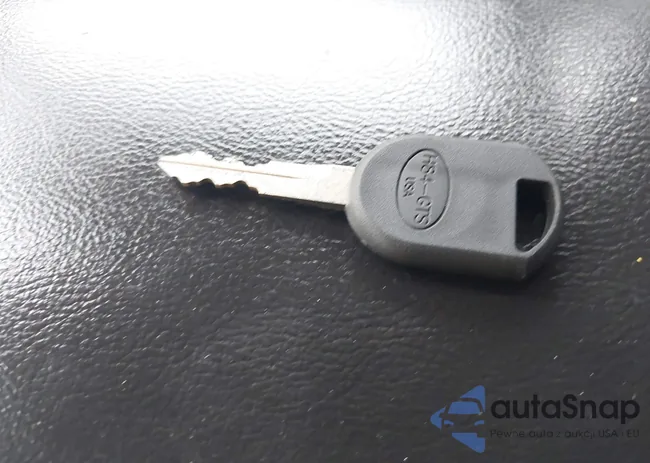 1FMDK06177GA34414: 42739522