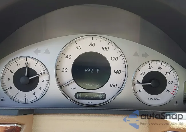 WDBUF87X98B262812: 42739594