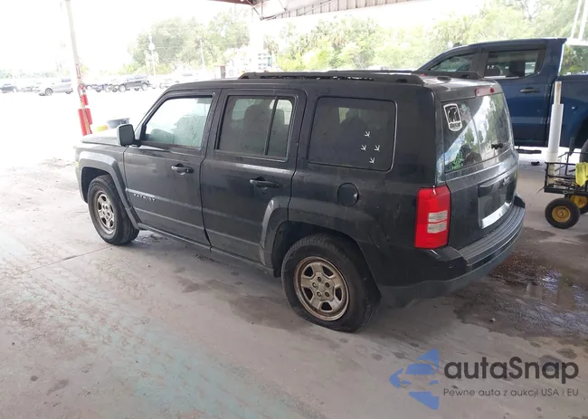 1C4NJPBA5GD693605: 42738755