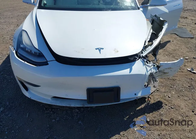 5YJ3E1EB2KF421429: 42738903