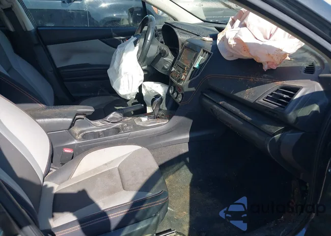 JF2GTAPC3L8273663: 42738922