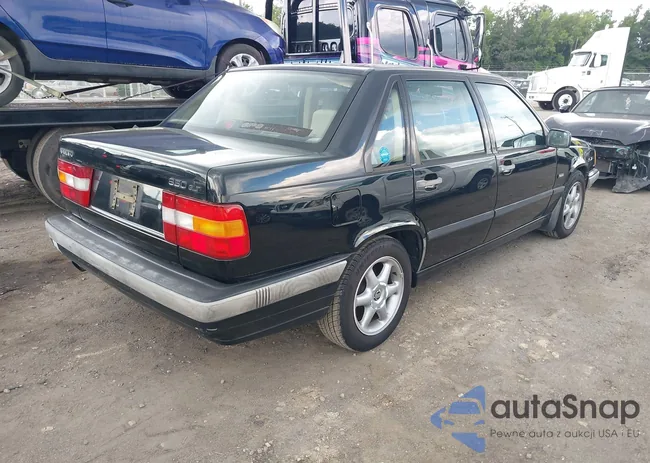 YV1LS5508P2067483: 42738951