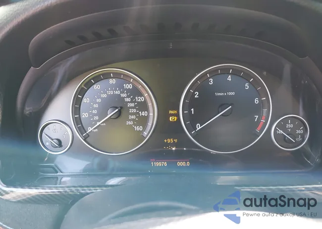 WBAFR9C54BC270066: 42739032