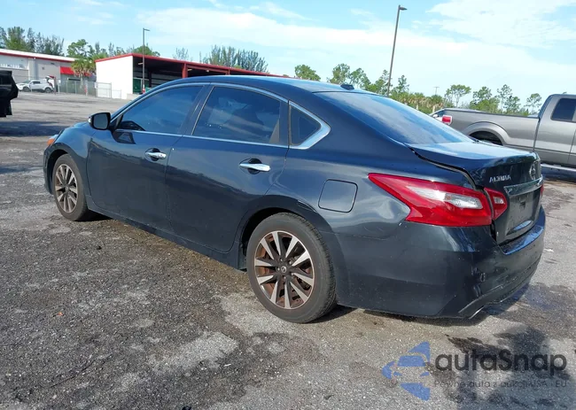 1N4AL3AP5JC160972: 42740718