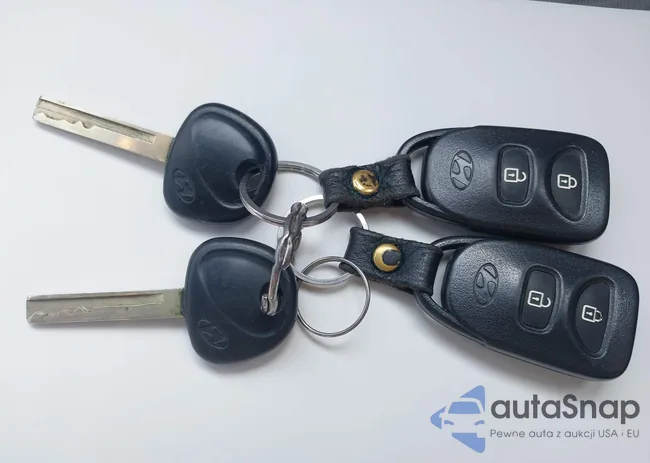 KMHCU4AE5CU129248: 42739841