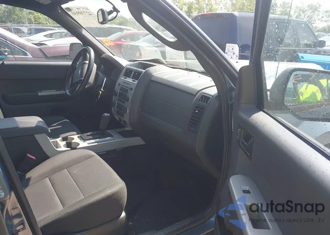 1FMCU0D72BKC61237: 42739930