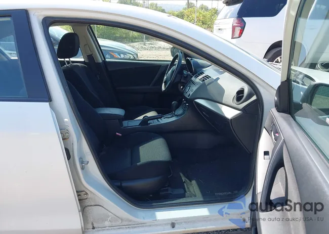 JM1BL1VG2C1512076: 42740053