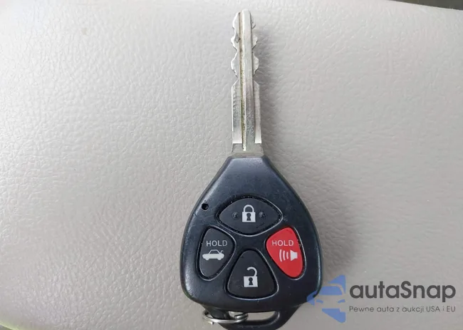 2T1BU4EE8DC965760: 42741422