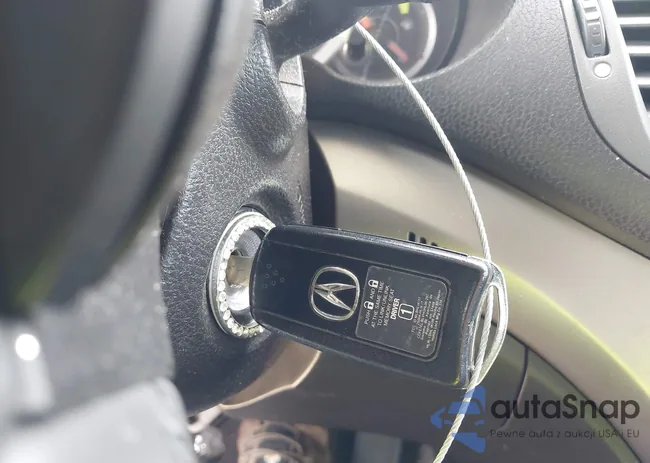 JH4CU26679C036321: 42741492