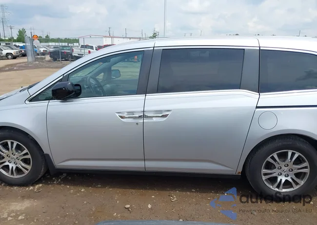 5FNRL5H61DB062941: 42740932