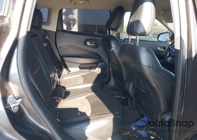 3C4NJCBB9LT250329: 42740938